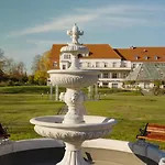 Parkresidenz 2