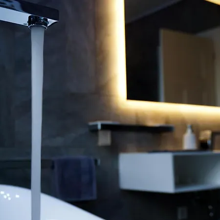 Parkresidenz 2 דירה