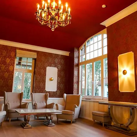 Parkresidenz 2 דירה *