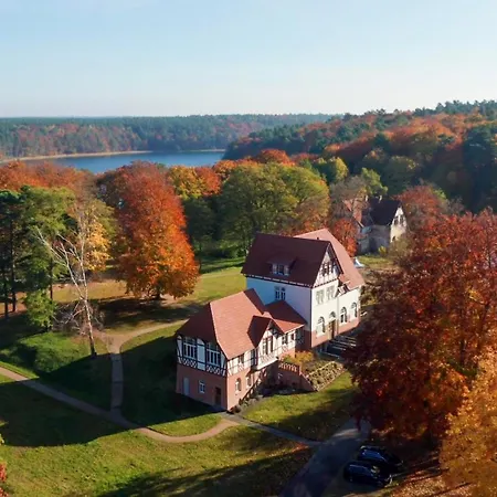 Parkresidenz 2 דירה